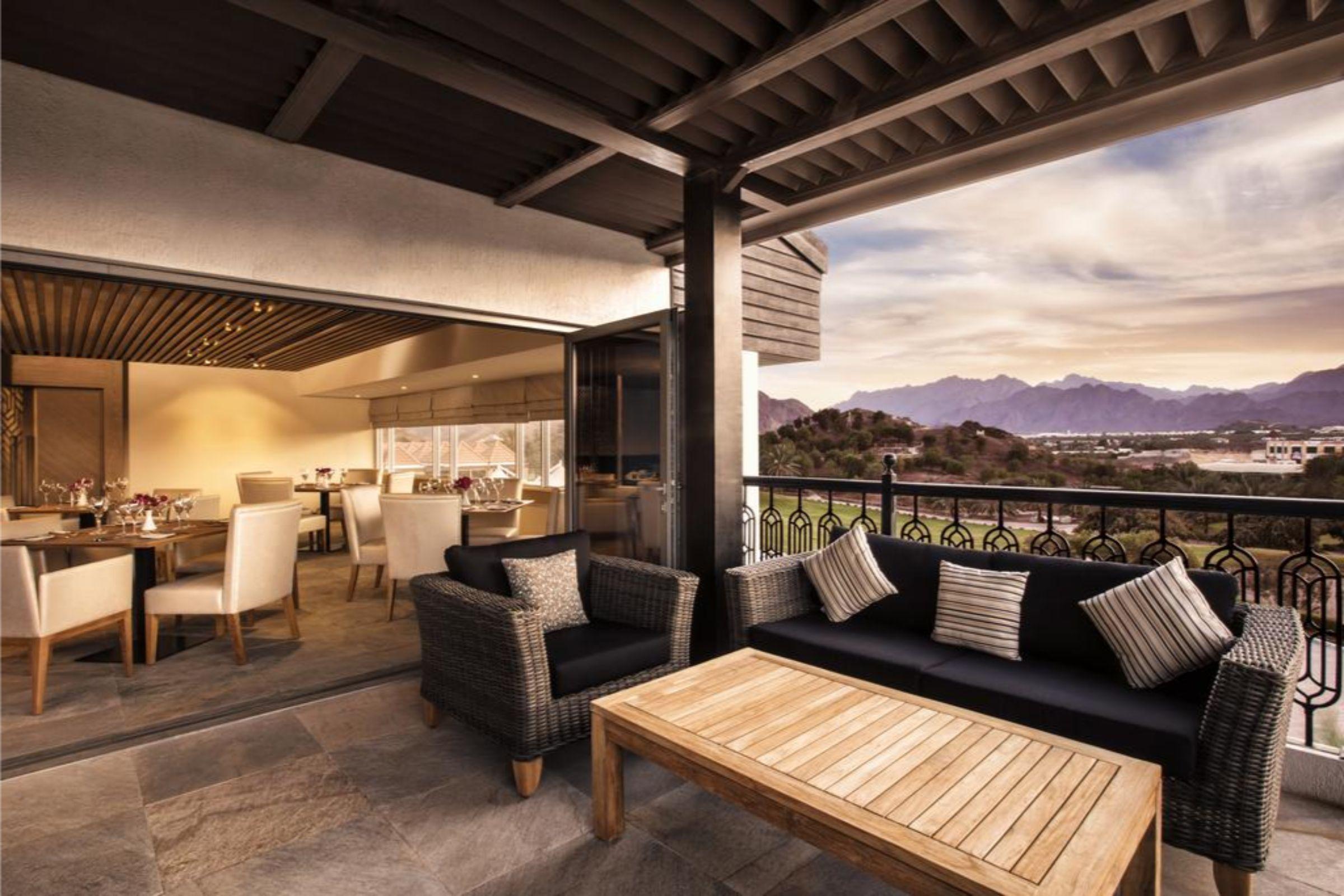 Ja Hatta Fort Hotel Bagian luar foto